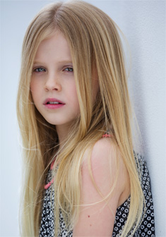 Alyla Browne biografia