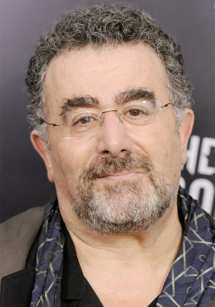 Next photo of Saul Rubinek