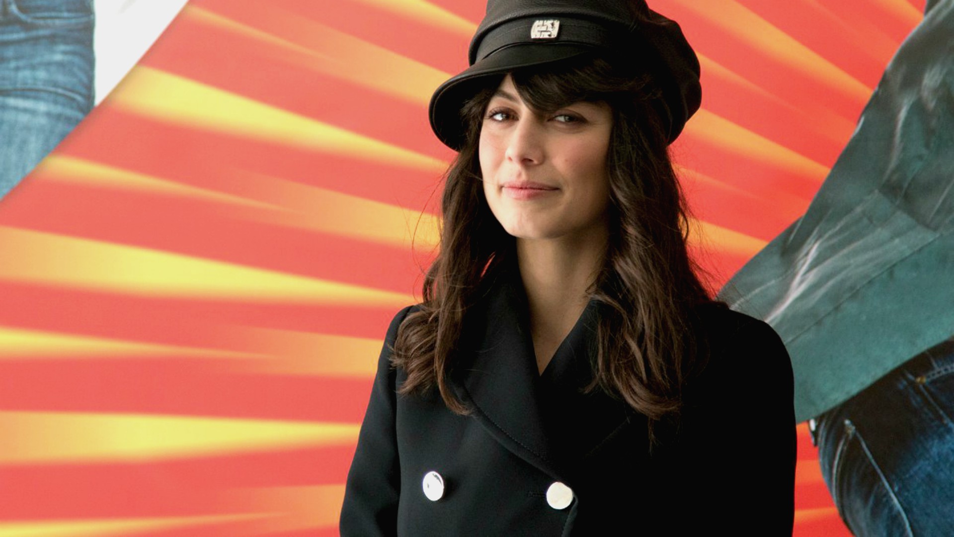 Alessandra Mastronardi biografia Alessandra Mastronardi biografia