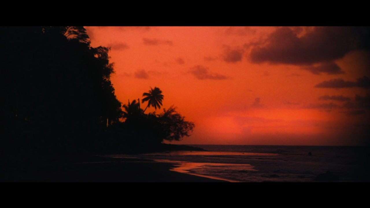 Pacifiction Un mondo sommerso, Il Trailer