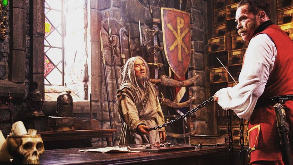 Jackie Chan contro Arnold Schwarzenegger nel trailer di The Iron Mask