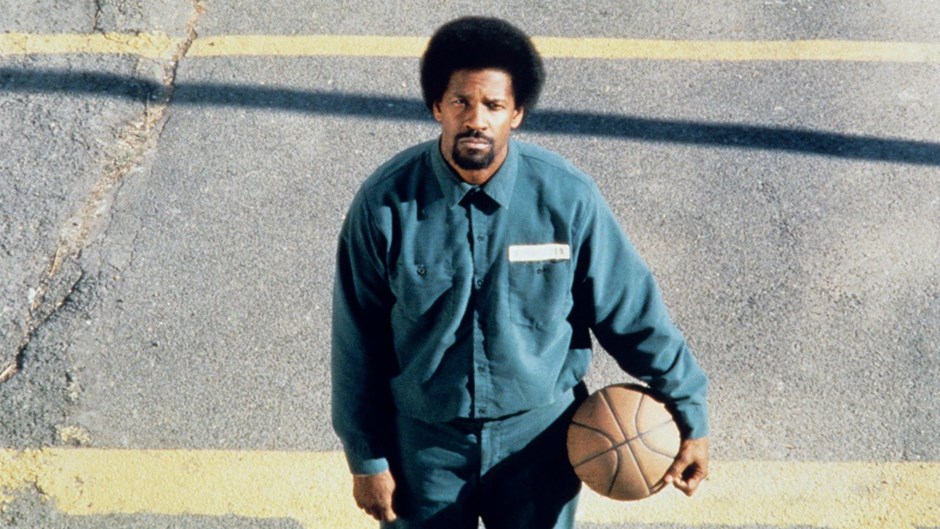 Aspettando l'NBA: cinque film in streaming che raccontano il basket