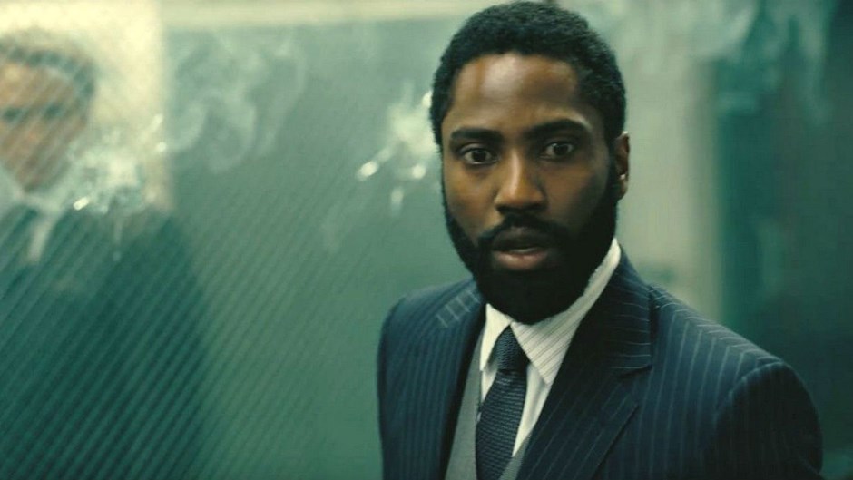 Tenet mania: cosa fanno i fan americani e non per vedere il film