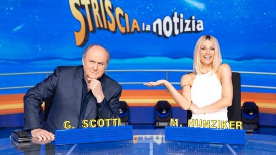 Striscia la Notizia, alla conduzione un attore famosissimo: ecco chi è