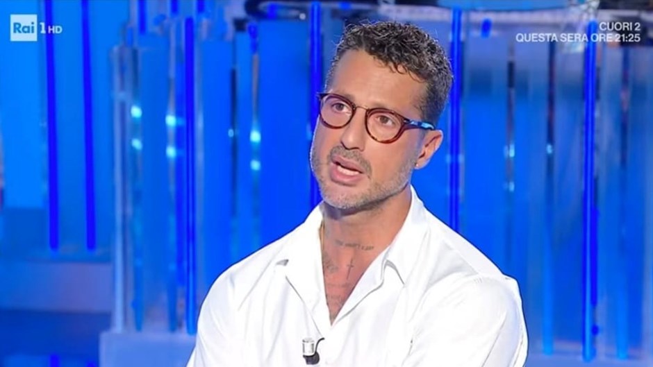 Fabrizio Corona senza freni su Belen Rodriguez: "Se io non fossi entrato in galera, De Martino non sarebbe mai esistito"