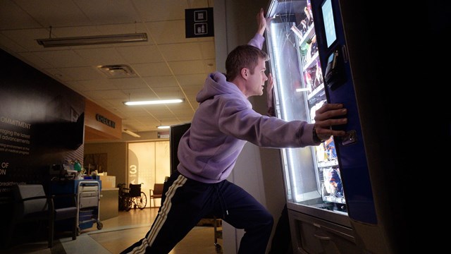 Final Destination: Bloodlines, la recensione: la Morte torna protagonista e si gode la sua vendetta