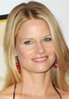 Joelle Carter