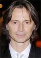 Robert Carlyle