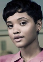 Kiersey Clemons