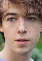 Alex Lawther