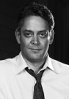 Raul Julia