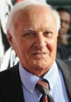 Robert Loggia