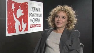 Miele Video intervista alla regista del film Valeria Golino