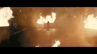 Lo sguardo di Satana - Carrie Il teaser trailer italiano del film - HD