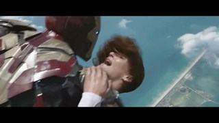 Iron Man 3: Clip italiana del film - Salvataggio dell'Air Force One