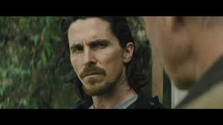 Il fuoco della vendetta - Out of the furnace Il trailer del film con Christian Bale