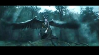 Maleficent: Teaser: Le ali di Malefica
