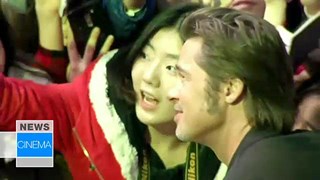 Fury: Brad Pitt e Logan Lerman tra folla alla première di Seoul