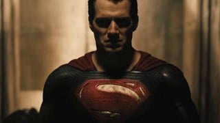 Batman v Superman: Dawn of Justice: Il nuovo teaser trailer del film, versione originale - HD