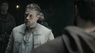 King Arthur - Il Potere della Spada Clip italiana del film: Non c'è speranza che io combatta - HD