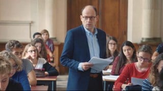 Il professore cambia scuola Clip Italiana in Esclusiva - HD