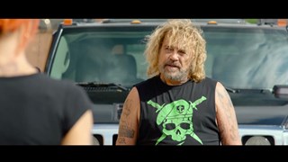 Come Un Gatto In Tangenziale Ritorno A Coccia Di Morto Clip Ufficiale Del Film Poracci Titolati Hd Film 2021