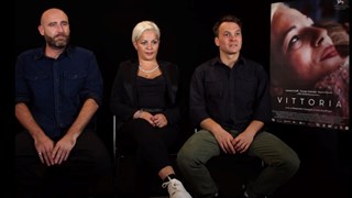 La nostra video intervista con i registi Alessandro Cassigoli e Casey Kauffman e con l'attrice Marilena Amato- HD