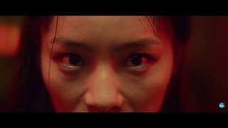 Liu Yaxi scatenata in una nuova clip Ufficiale dal Film di Gabriele Mainetti - HD