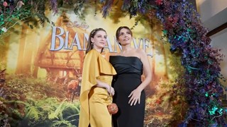 Eleonora Segaluscio e Serena Rossi, voci italiane delle canzoni di Biancaneve e della Regina Cattiva, all'Anteprima del Film Disney in live action - HD