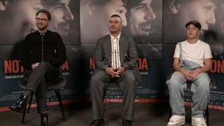 La nostra video intervista a Francesco e Mario Di Leva e al regista del Film Giuseppe Miale Di Mauro - HD