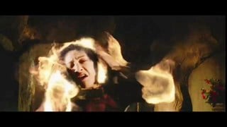 Dracula 3D: Clip del film - Lucy prende fuoco